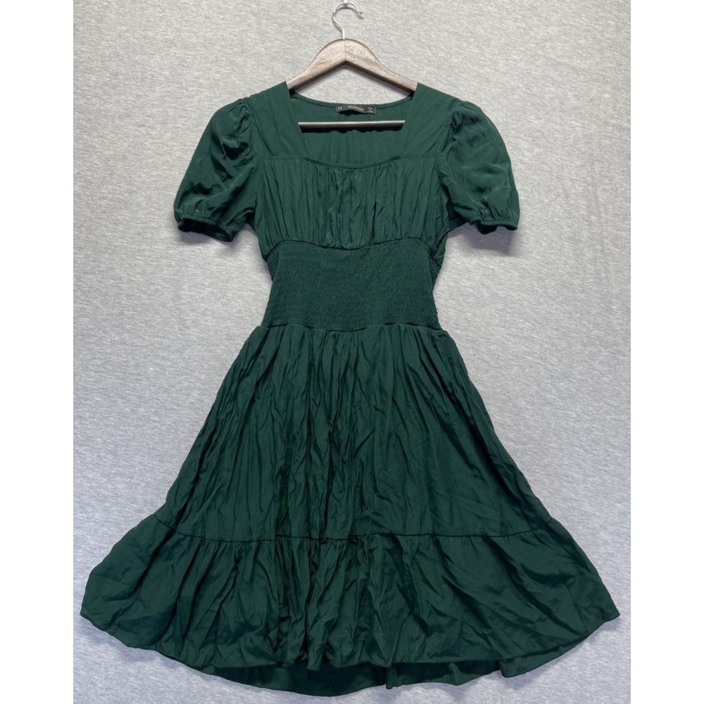 Hesperus Tiered Fit & Flare Dress Womens Medium Green Square Neck Smocked Waist
